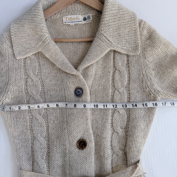 Dillard's Vintage Ivory Pure Wool Cable Knitted Medium Length Cardigan Sweater S - Picture 4 of 7